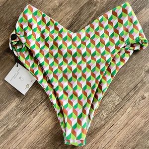 NWT- Skatie- Melly Bottom- Southampton